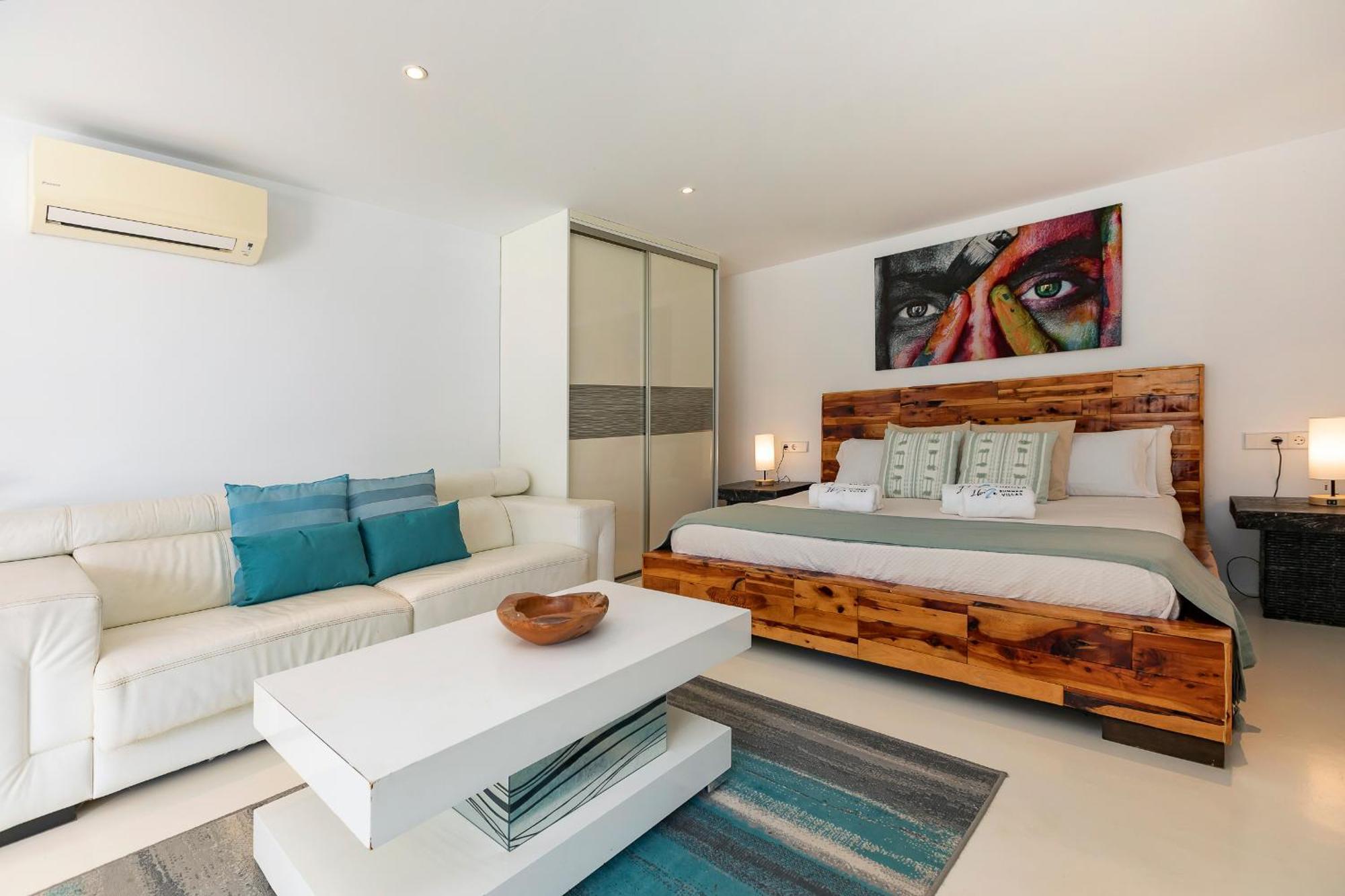 Villa Near Ibiza Town Sleeps 11 To 13 Guests Can Furnet Bagian luar foto