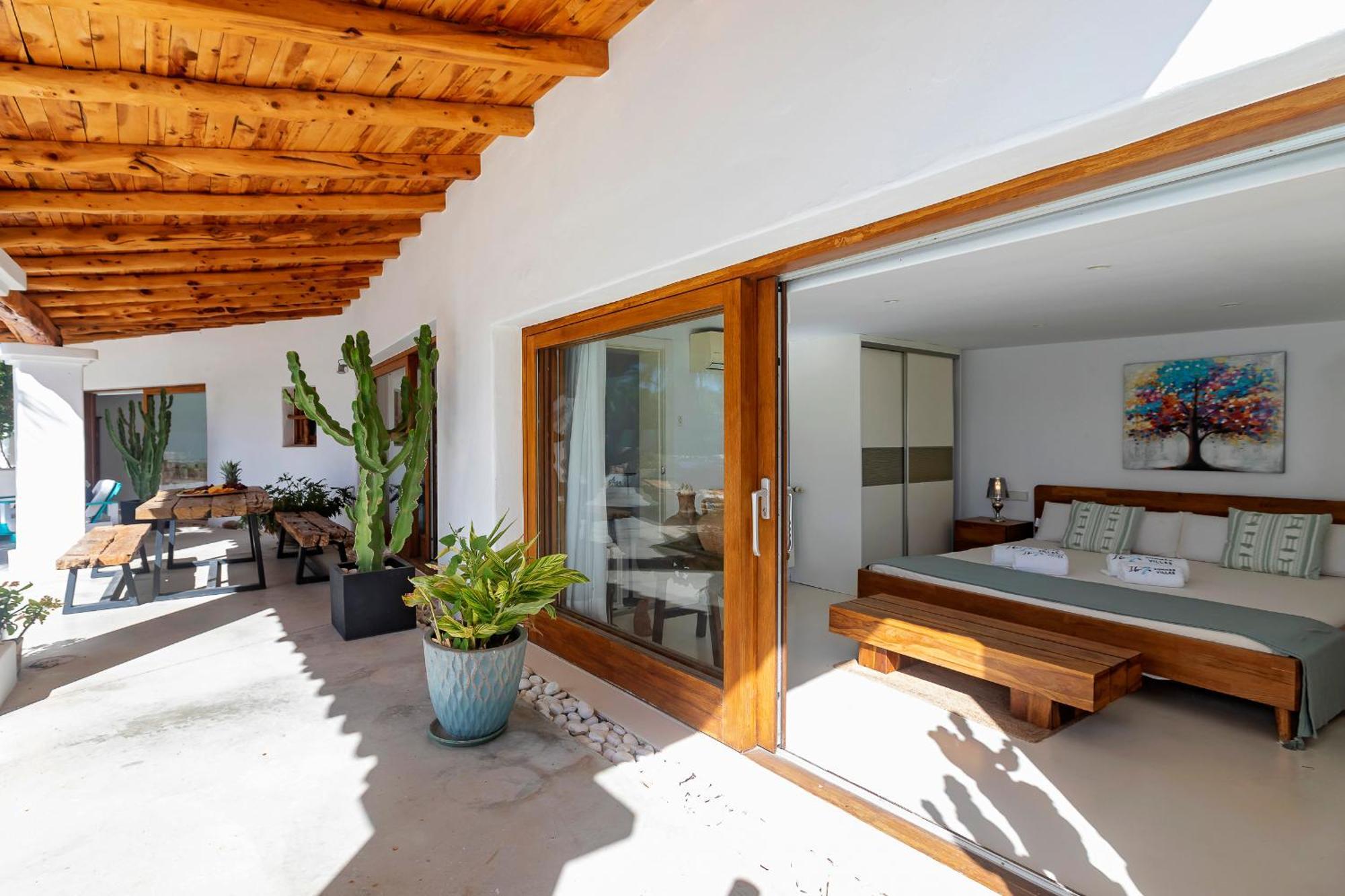 Villa Near Ibiza Town Sleeps 11 To 13 Guests Can Furnet Bagian luar foto